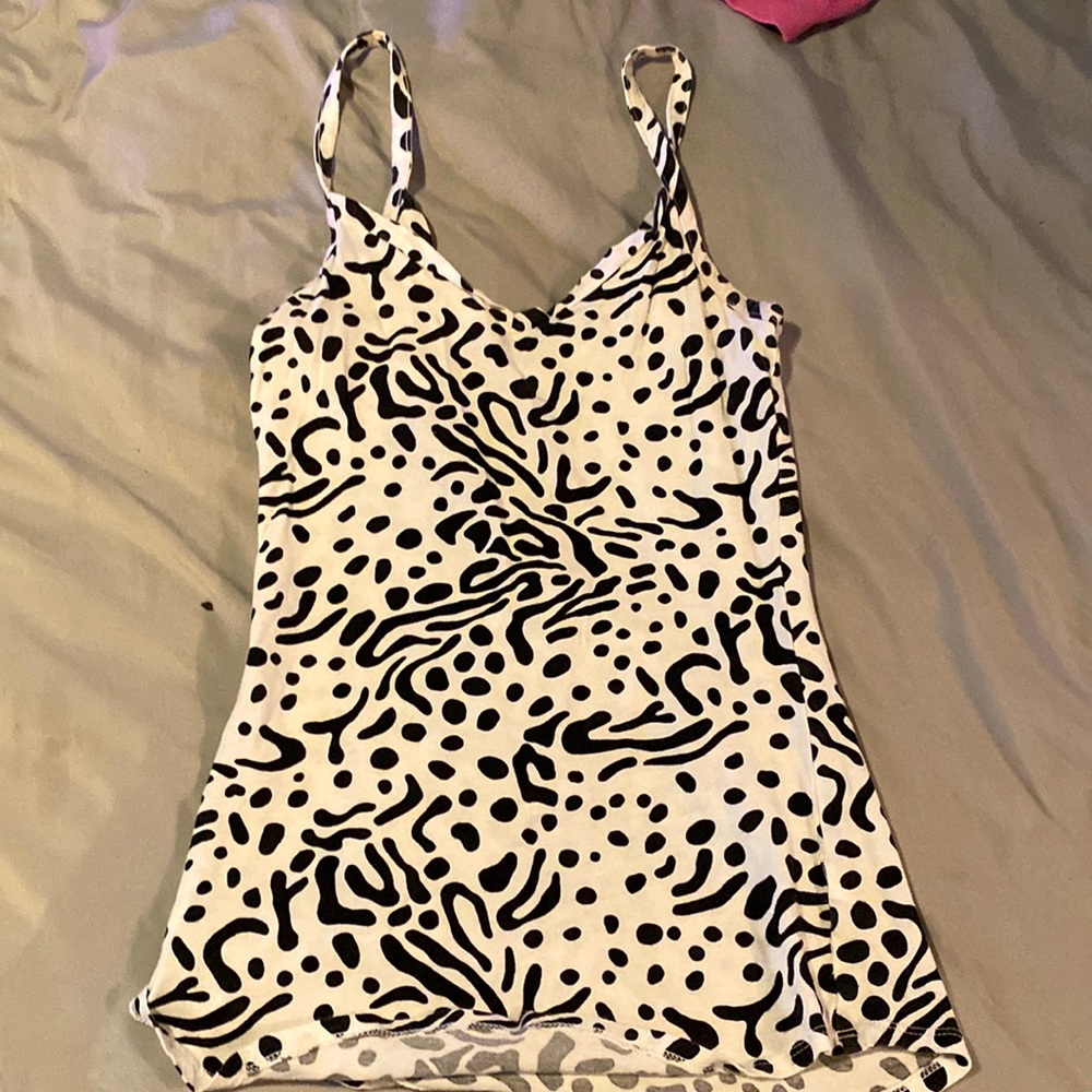 Black and white tank top